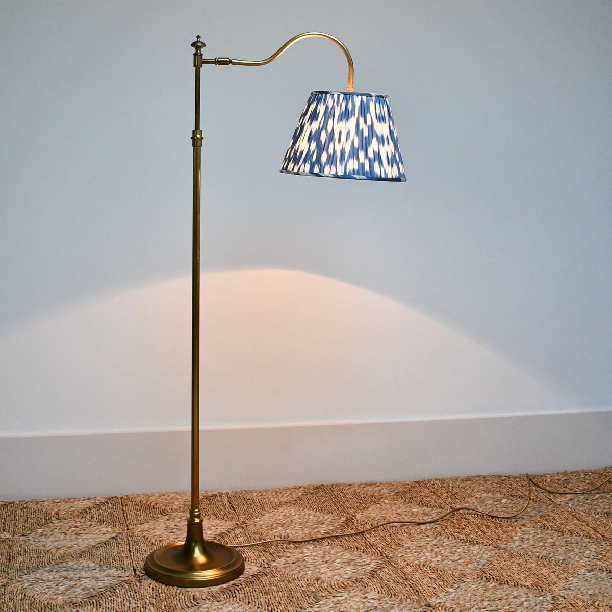 Melrose Swan Neck Floor Lamp - Vaughan Designs