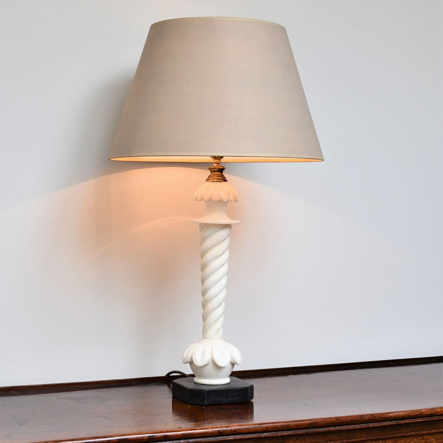 Vintage Alabaster - Table Lamp