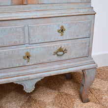 18th Century Swedish Rococo Cabinet on Chest