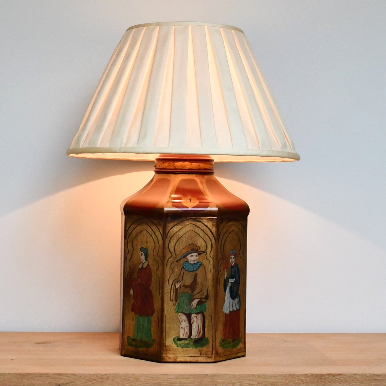 Vaughan Designs - Octagonal Tea Canister Lamp