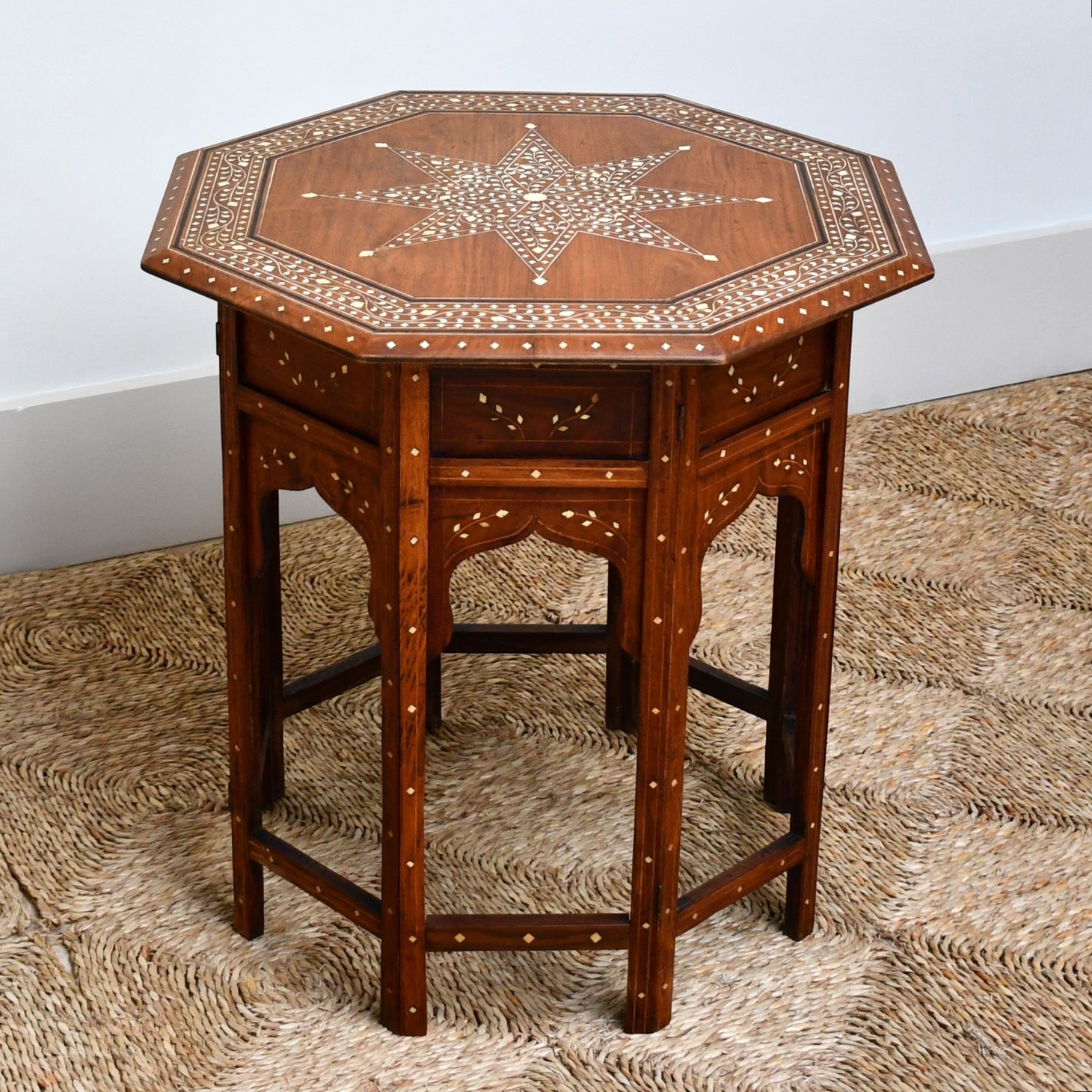 Large Early 20th Century - Hoshiarpur Table (H4)