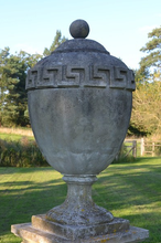Chilstone Garden Urn and Plinth