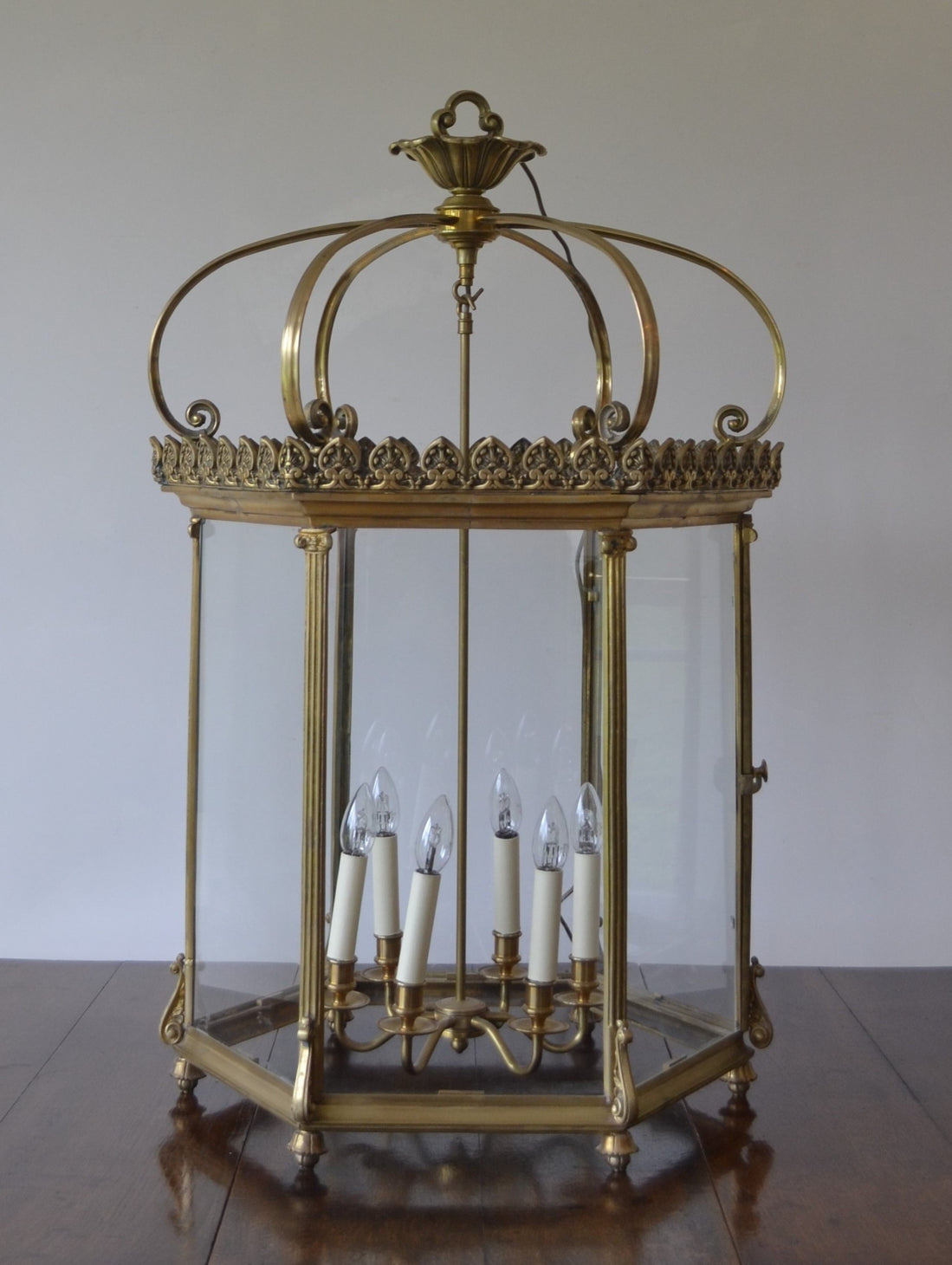 Vaughan Designs - Wilton Hall Lantern