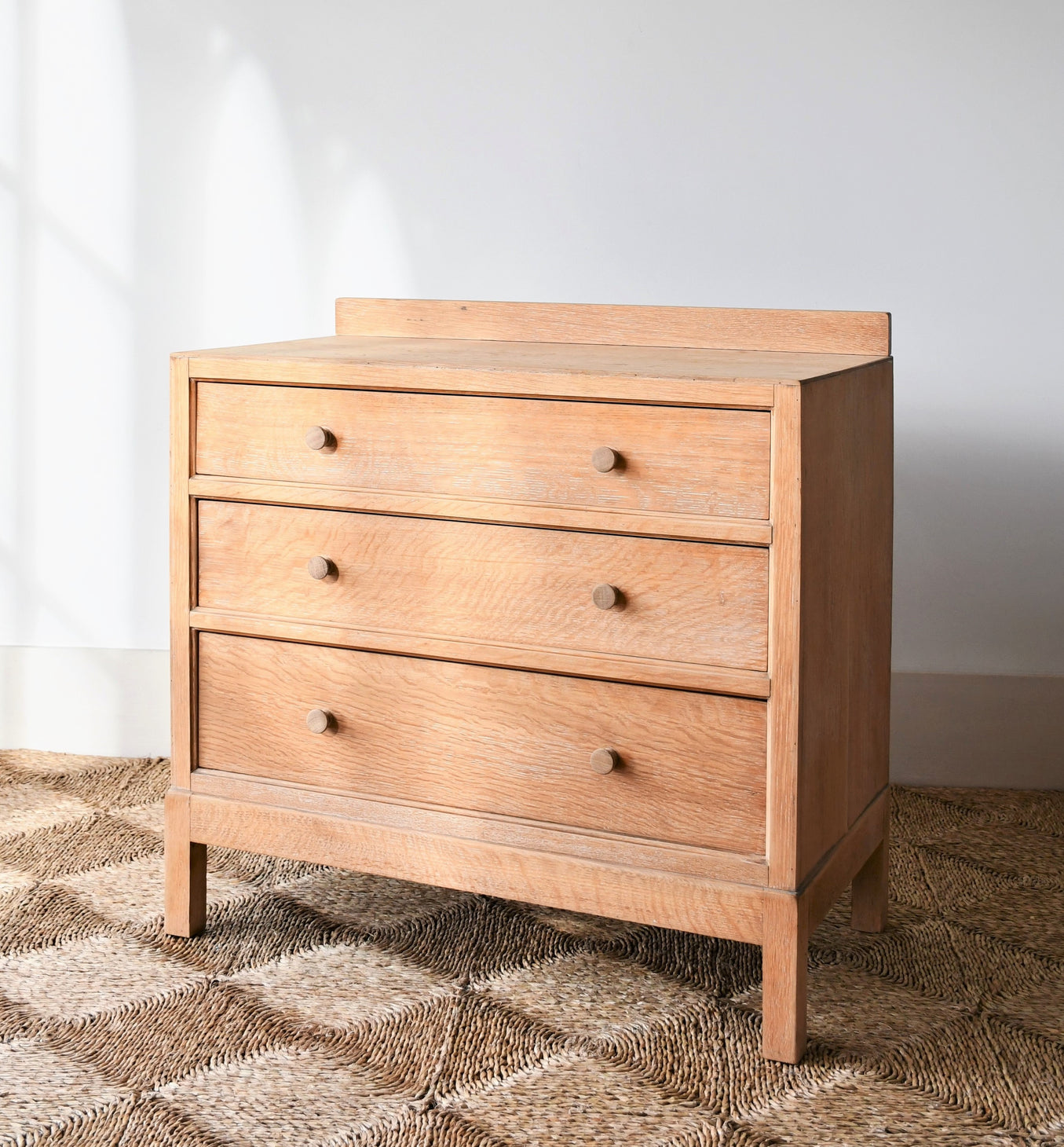 Wonderful Arts & Crafts - Oak Chest of Drawers