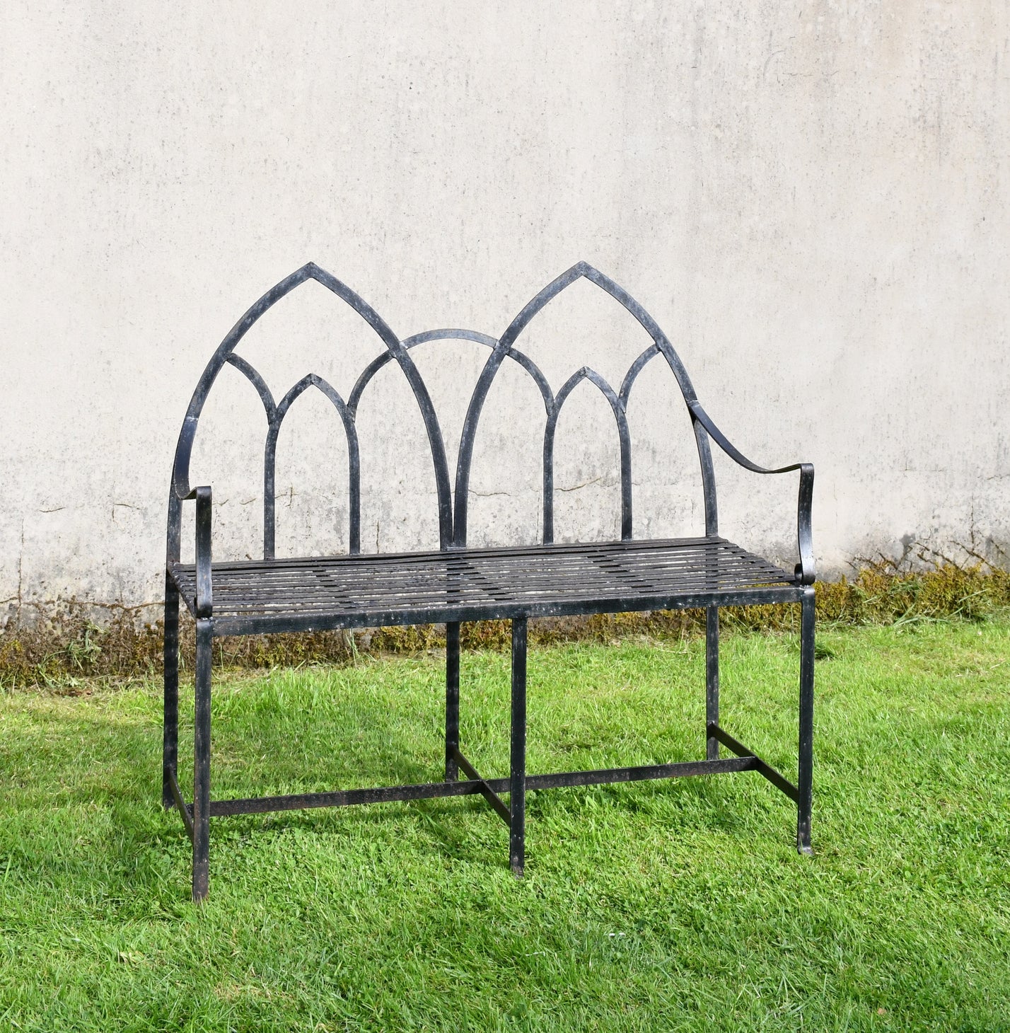 Vintage Gothic - Garden Bench (1/2)