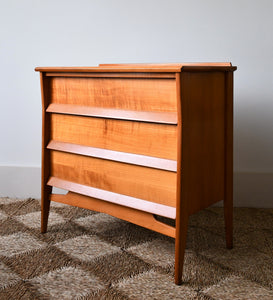 Stylish Mid 20th Century - Chest of Drawers