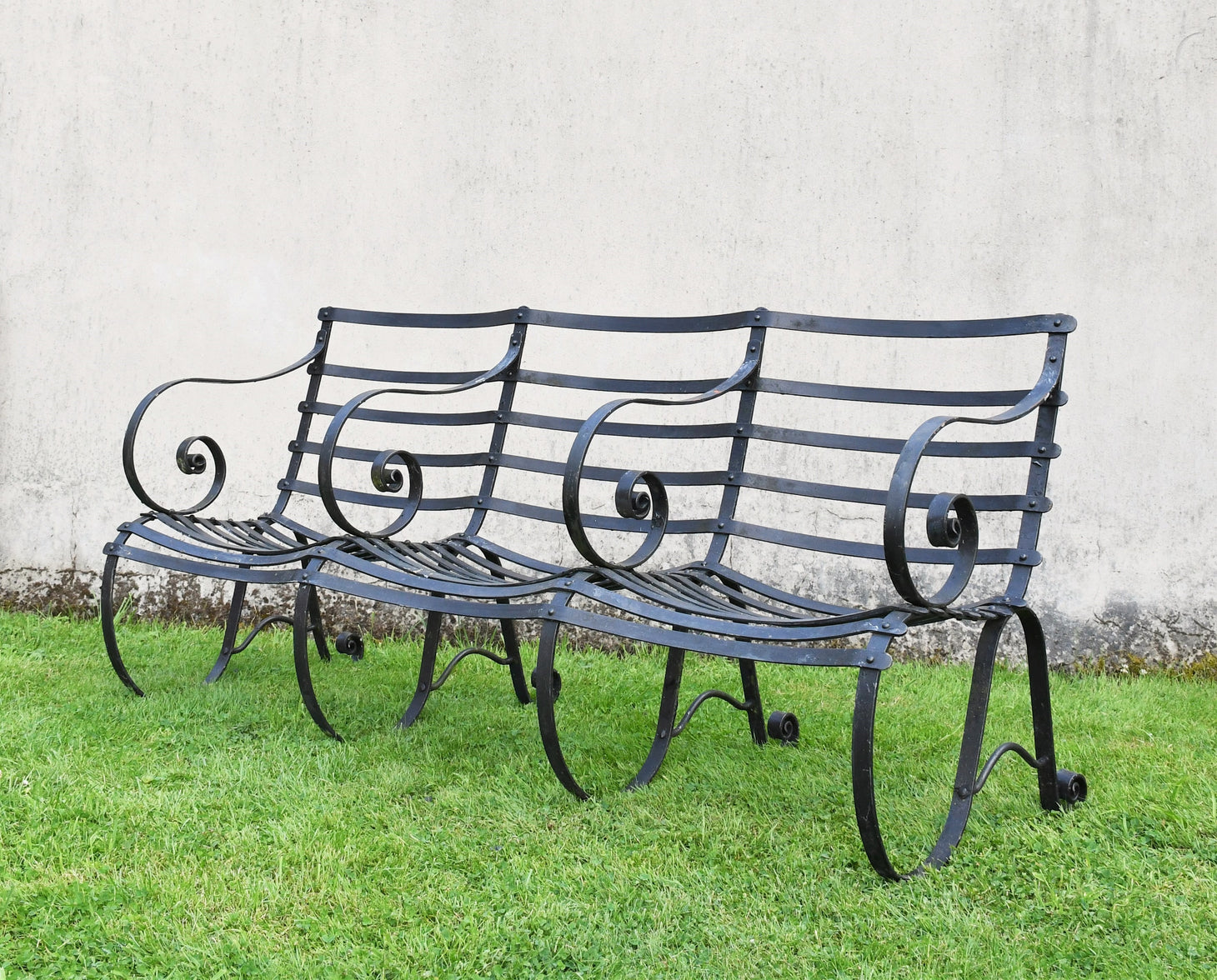 Vintage Garden - Iron Park Bench (2/2)