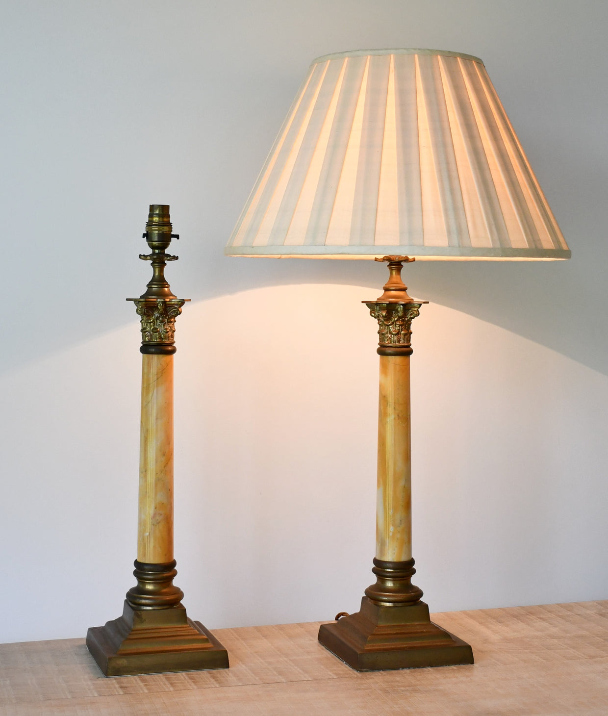 A Pair of Mid 20th Century - Classical Table Lamps
