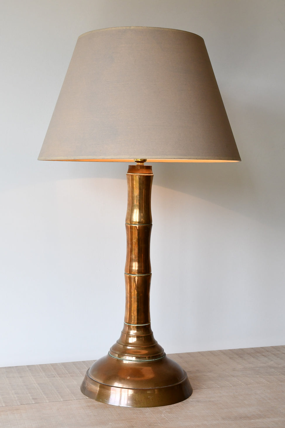 Stylish Mid 20th Century - Table Lamp